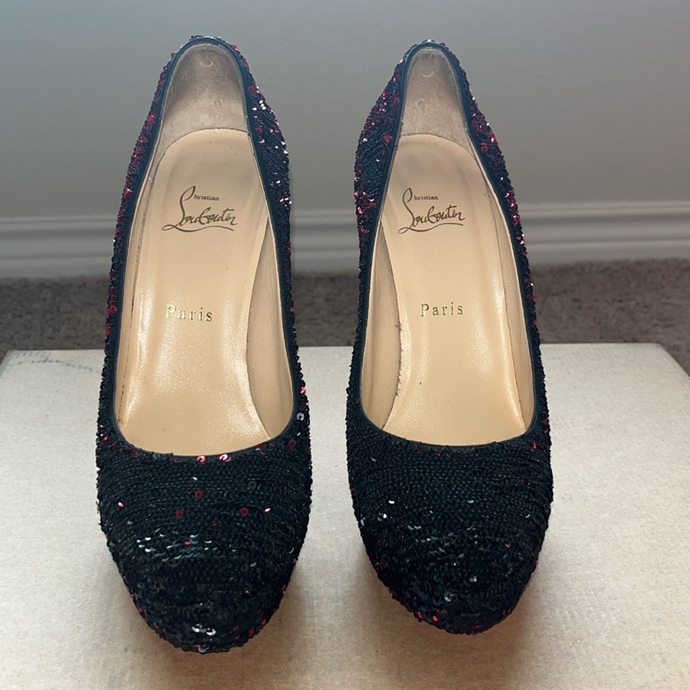Elegant Black and Red Sequin Christian Louboutin High Heels - Picture 2 of 5
